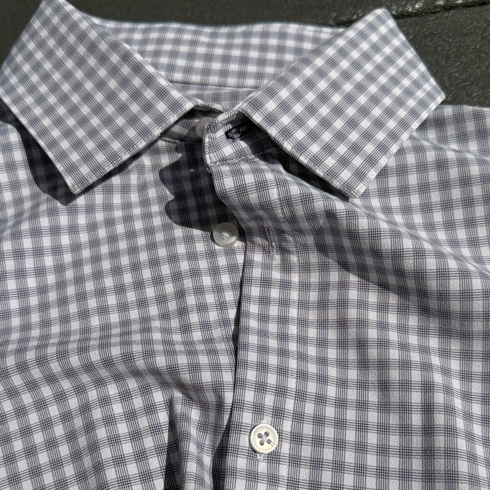 Mizzen+Main Leeward Gray Plaid Shirt - Picture 4 of 9